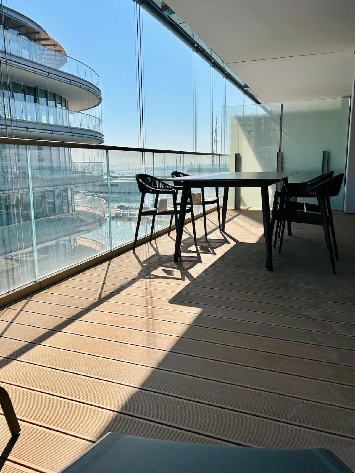 Casa Piano Waterfront Wifi Free Parking *